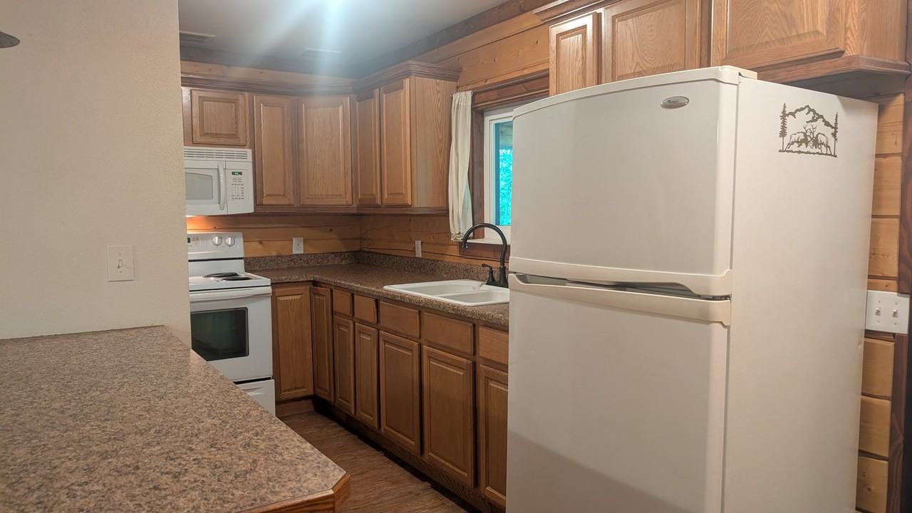 4010 Old Wood Rd #E - Photo 6 of 17
