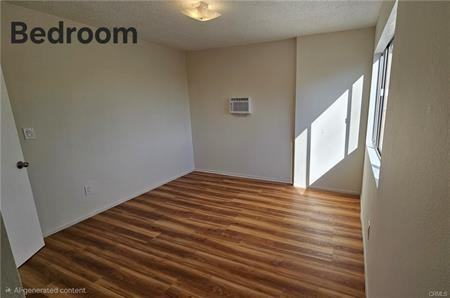 614 S Lake St ##E - Photo 4 of 8