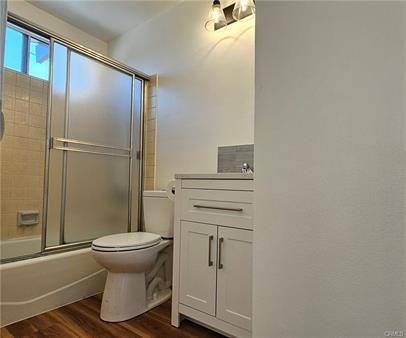 614 S Lake St ##E - Photo 6 of 8
