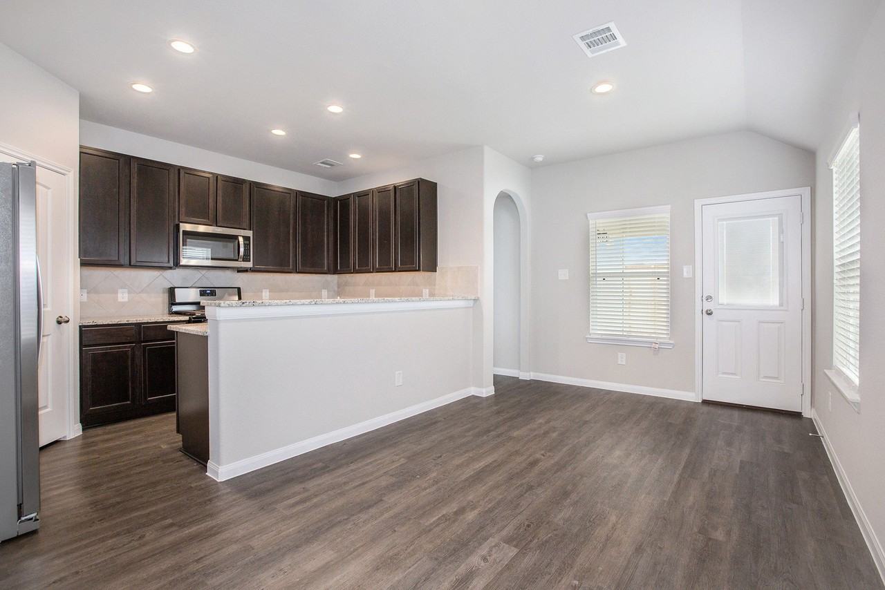 24826 Signorelli Way - Photo 5 of 21