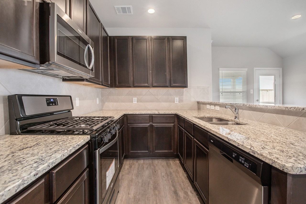 24826 Signorelli Way - Photo 6 of 21