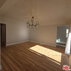 418 S Roxbury Dr - Photo 7 of 8