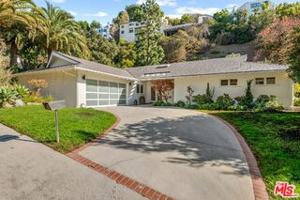 featured image of 1836 N Doheny Dr