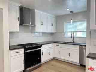 13419 Zanja St - Photo 4 of 8