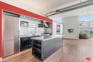 4080 Glencoe Ave #407 - Photo 2 of 8