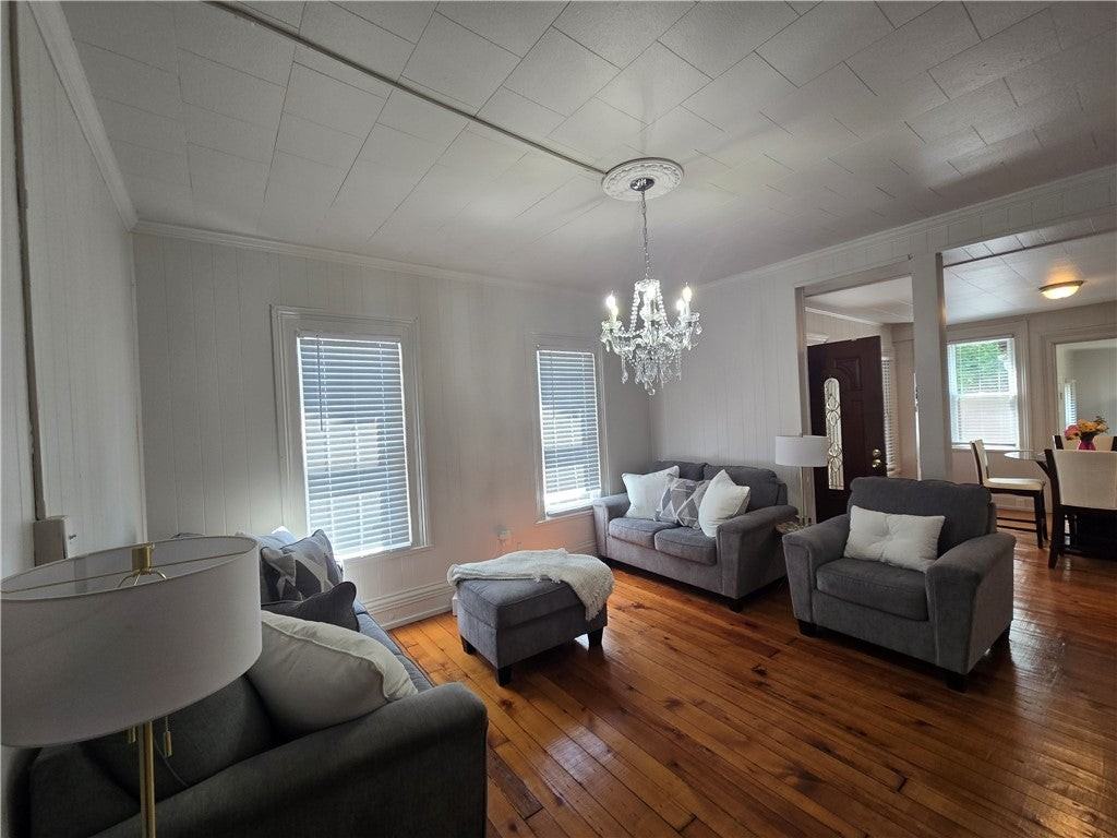 149 Champlain St - Photo 6 of 22