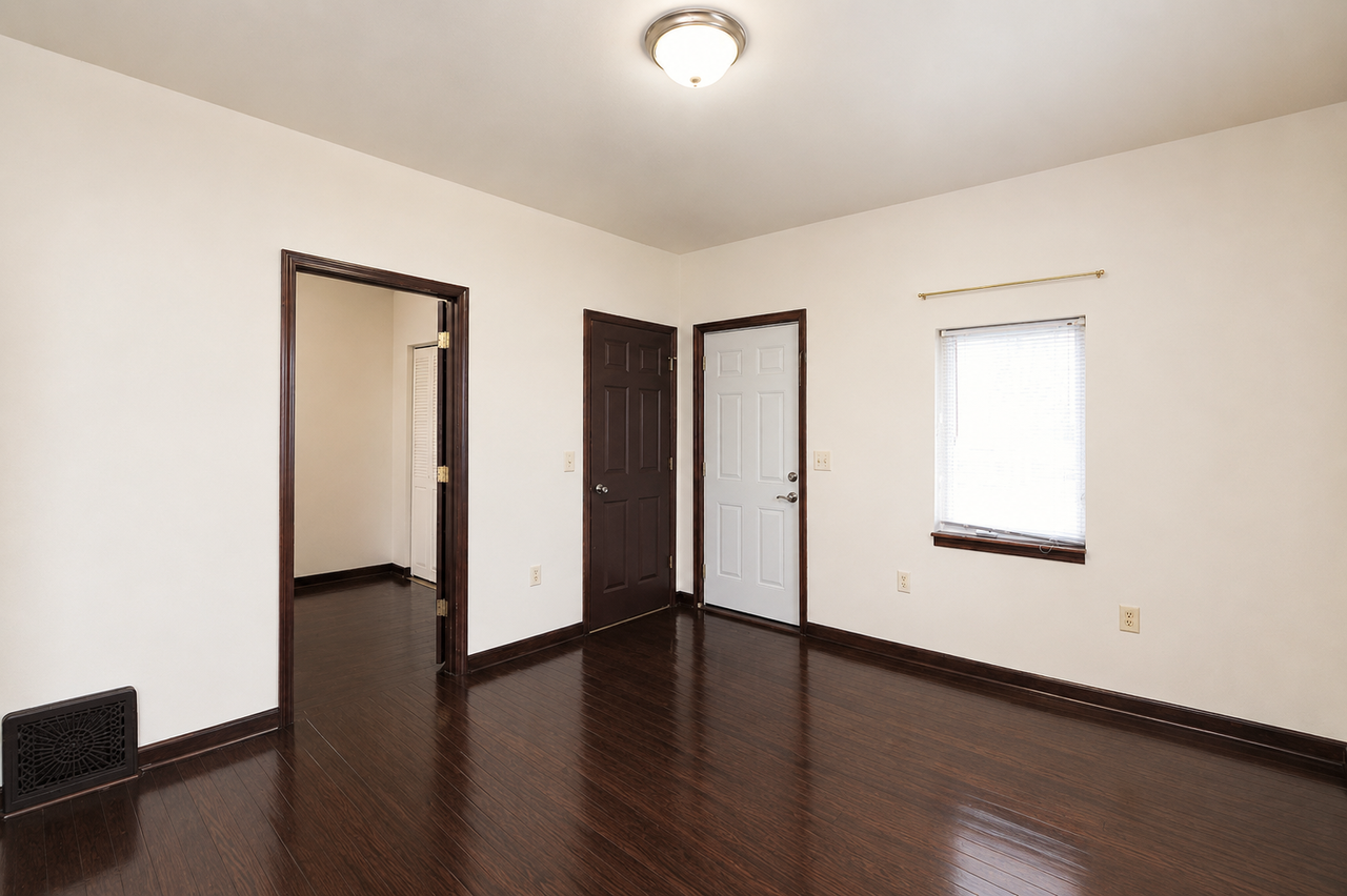 312 E North St - Photo 3 of 21
