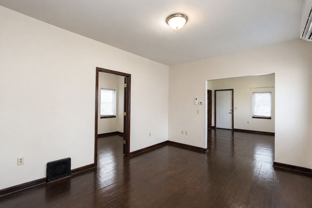 312 E North St - Photo 7 of 21