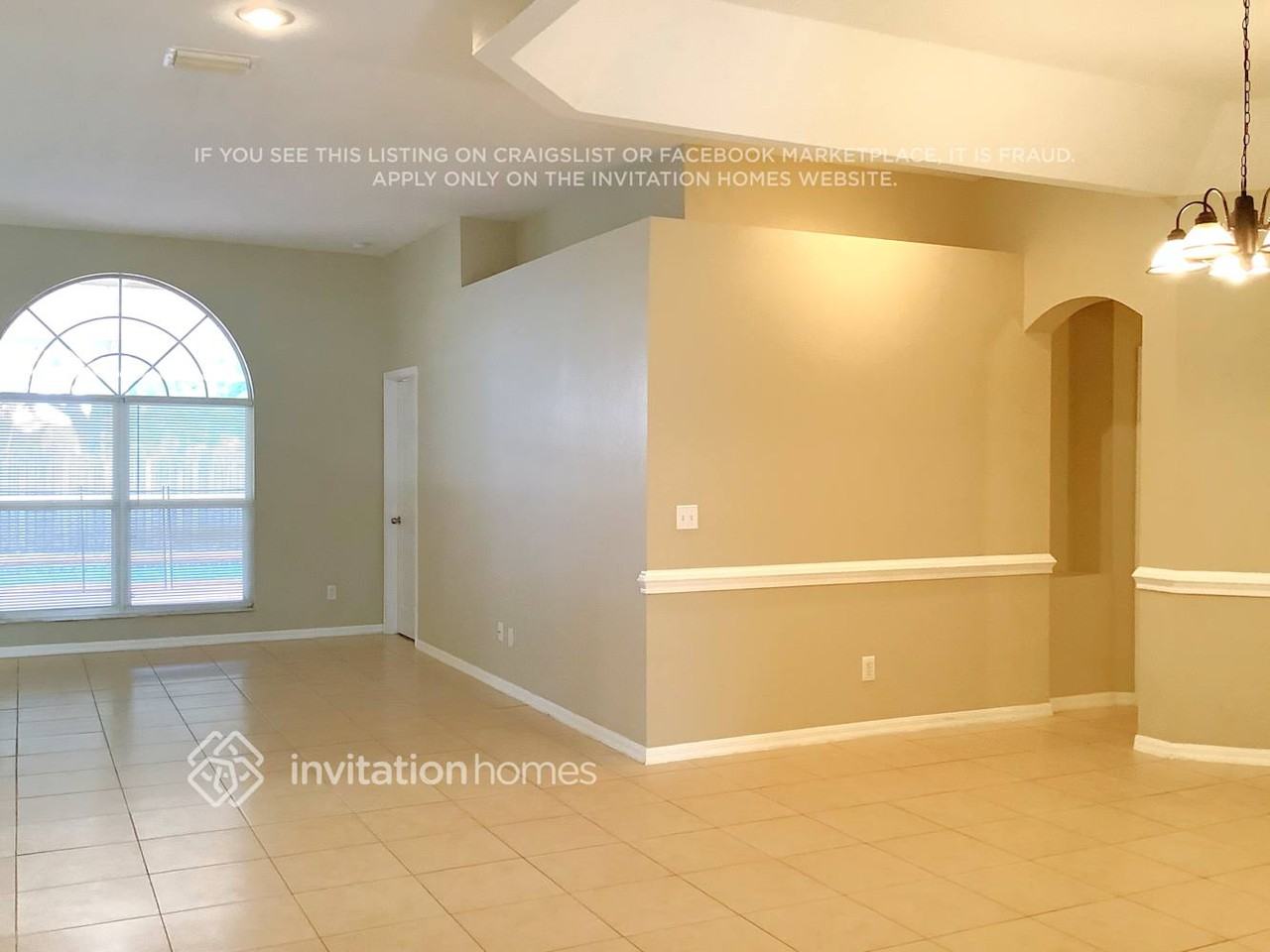 704 Tuscanny St - Photo 2 of 5