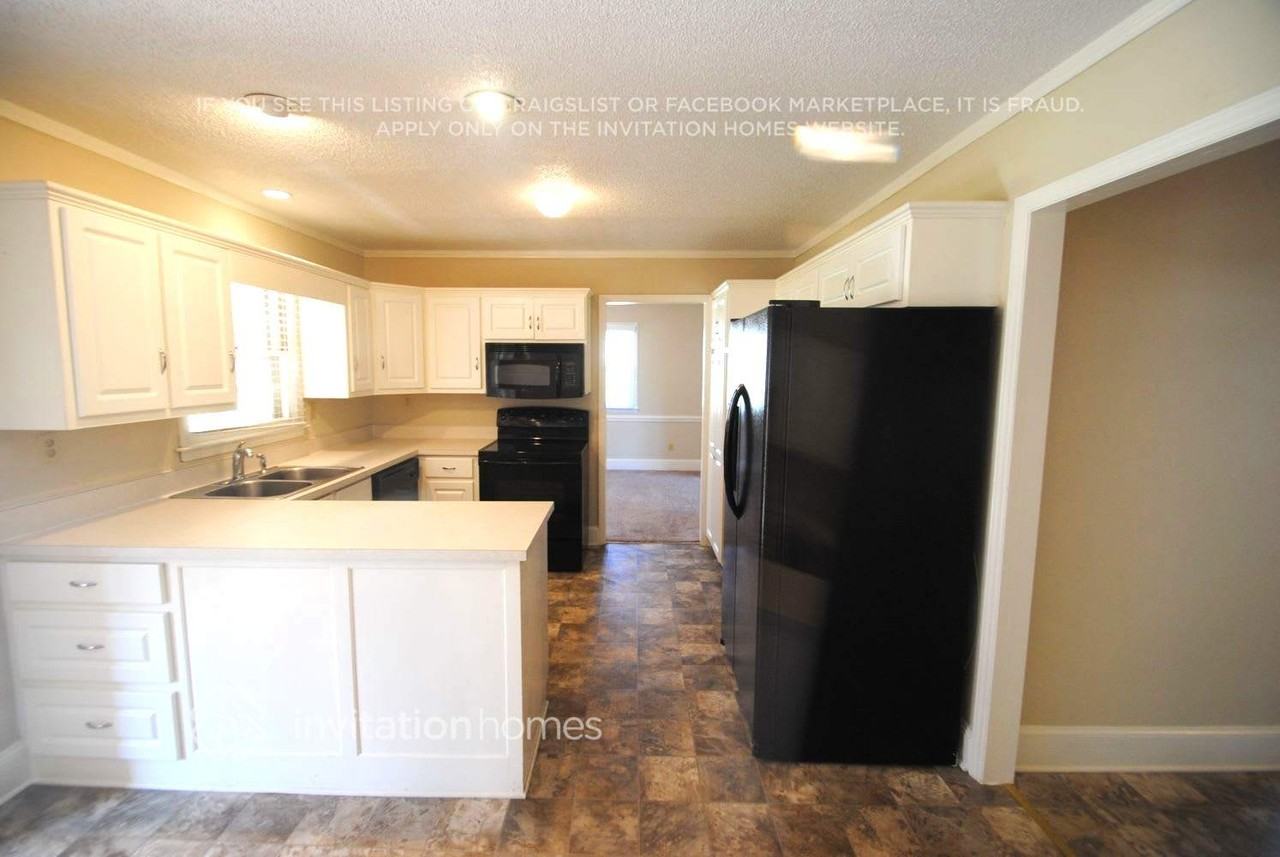 6413 Lebanon Rd - Photo 6 of 21