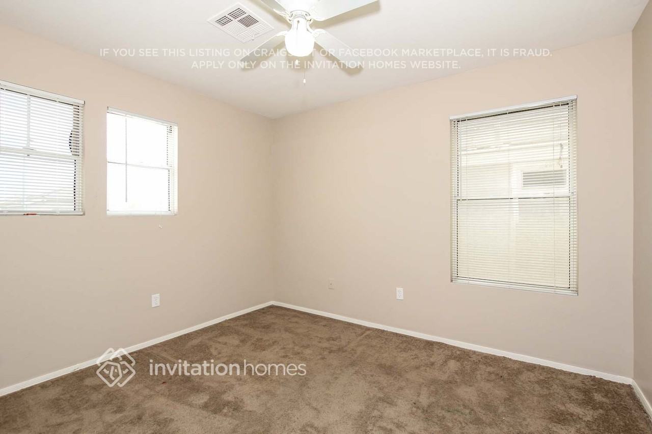 12170 W Yavapai Ln - Photo 5 of 9