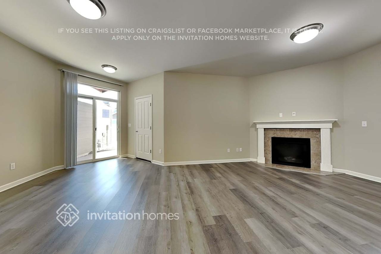 7629 Columbia Way Ne - Photo 4 of 18
