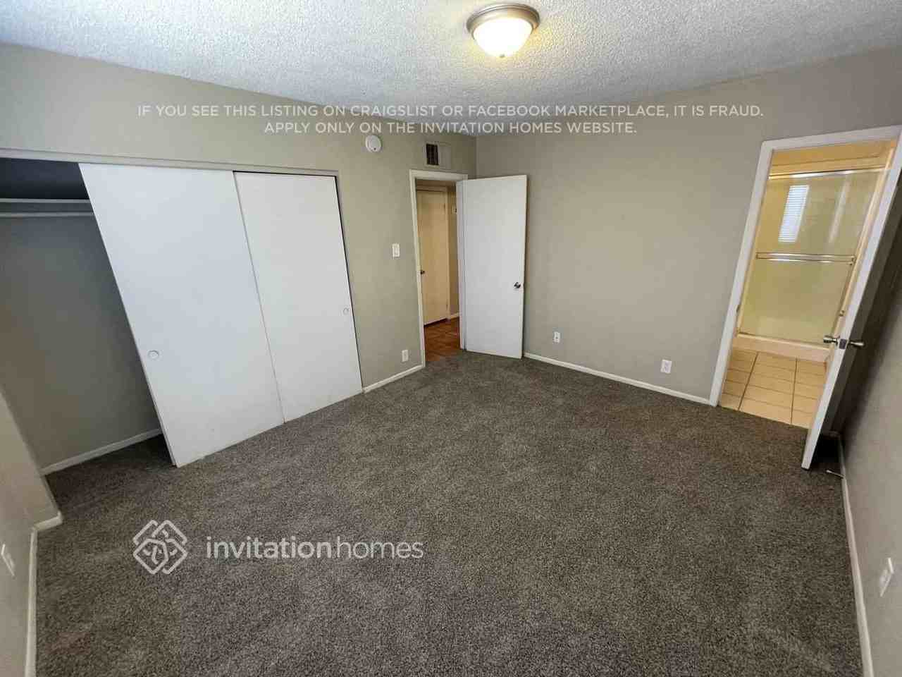 6108 N 71st Dr - Photo 4 of 12