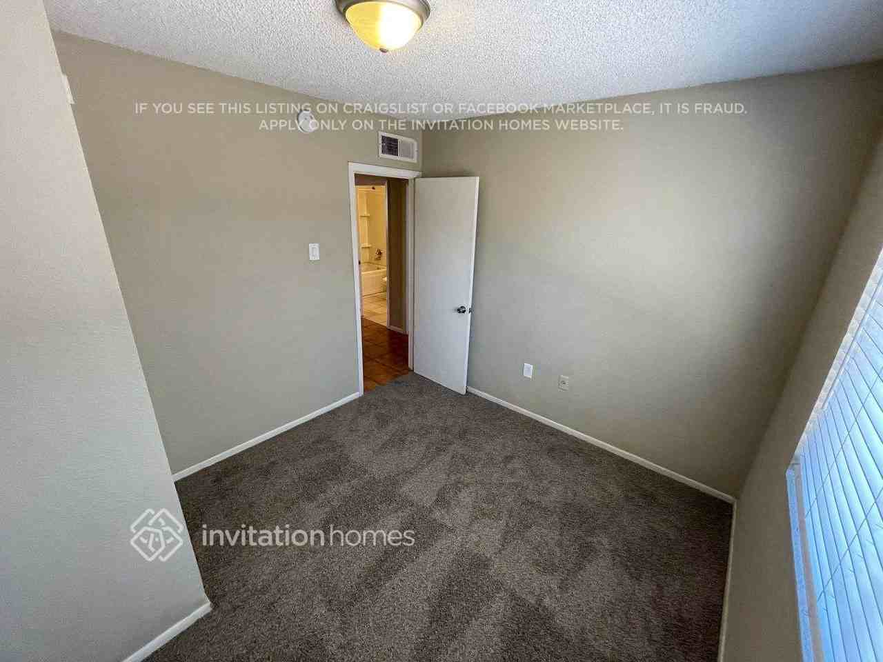 6108 N 71st Dr - Photo 7 of 12