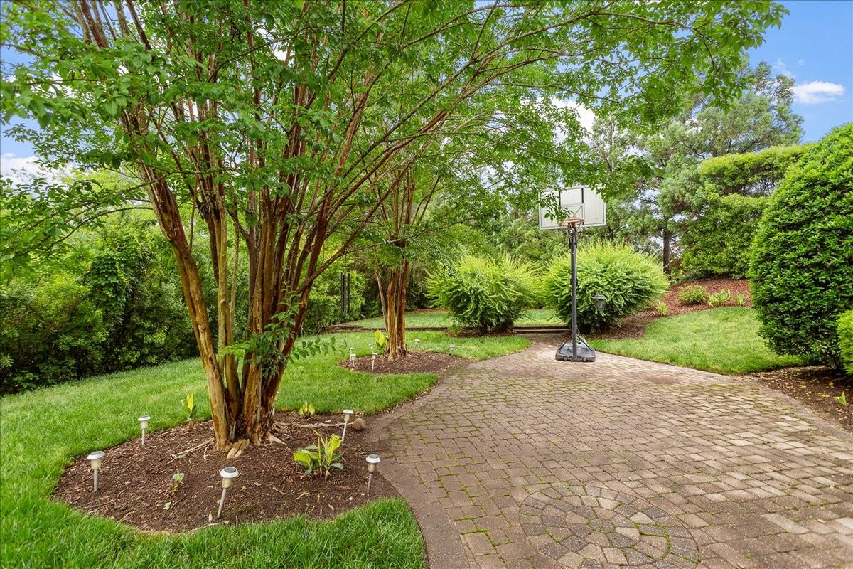 106 Grannon Ct #1 - Photo 7 of 50