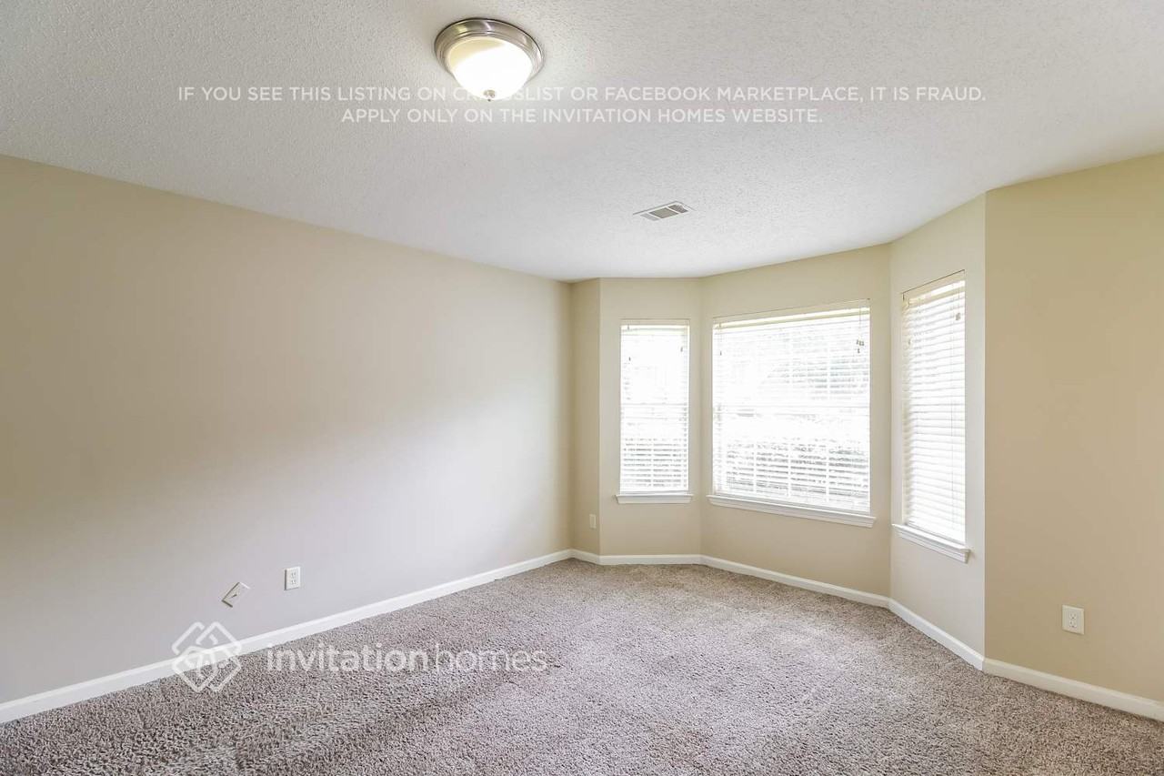 6853 Fireside Ln - Photo 5 of 17