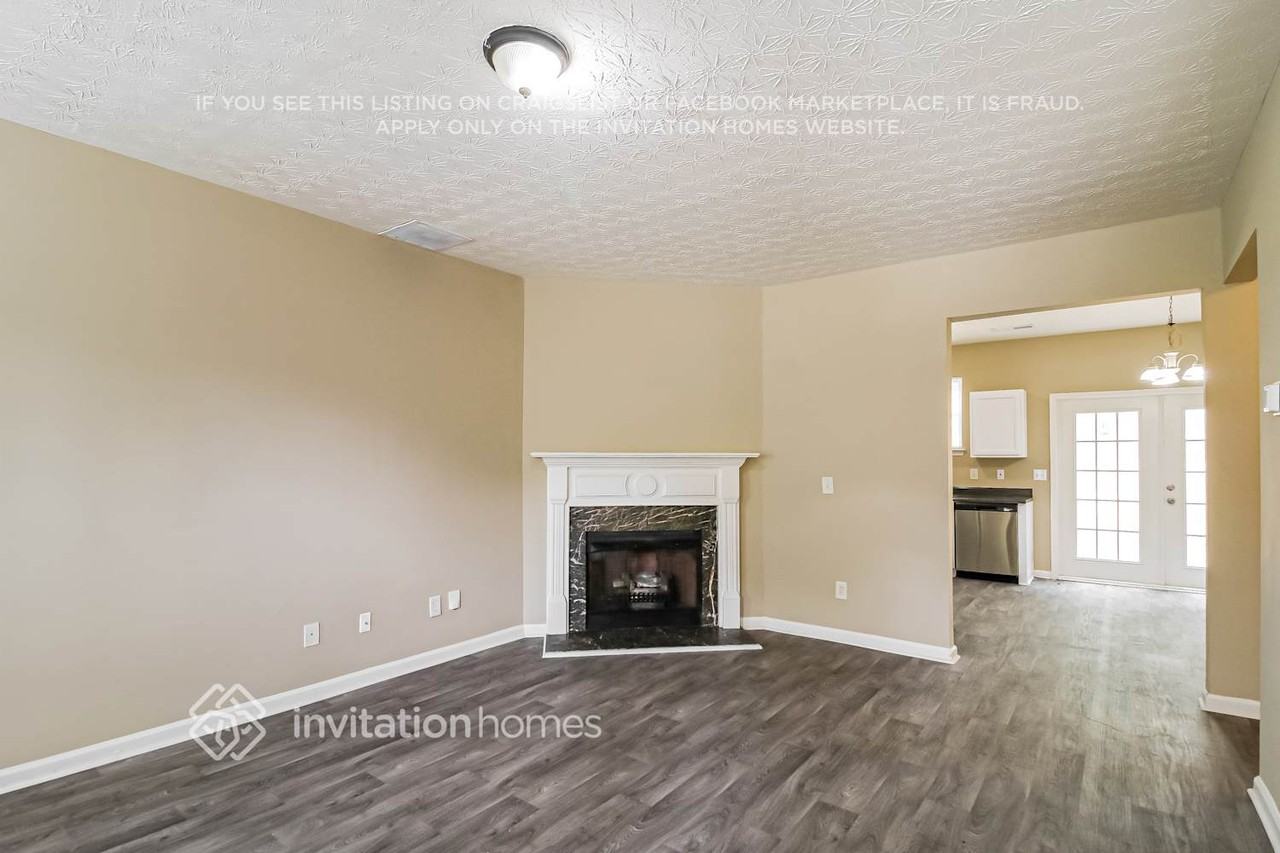 3924 Shenfield Dr - Photo 6 of 18