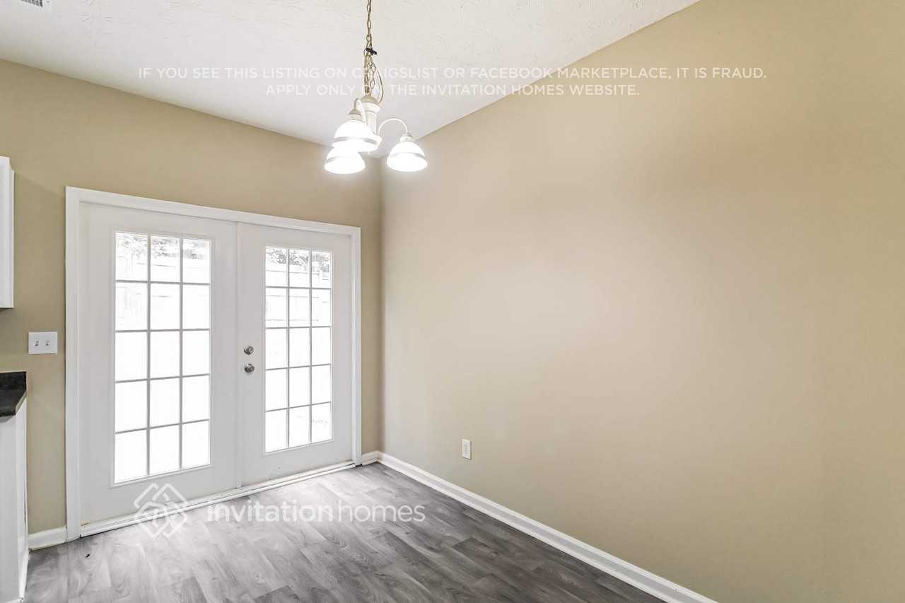 3924 Shenfield Dr - Photo 7 of 18