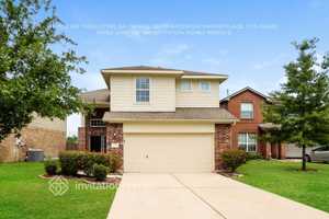 featured image of 18702 Walden Glen Cir