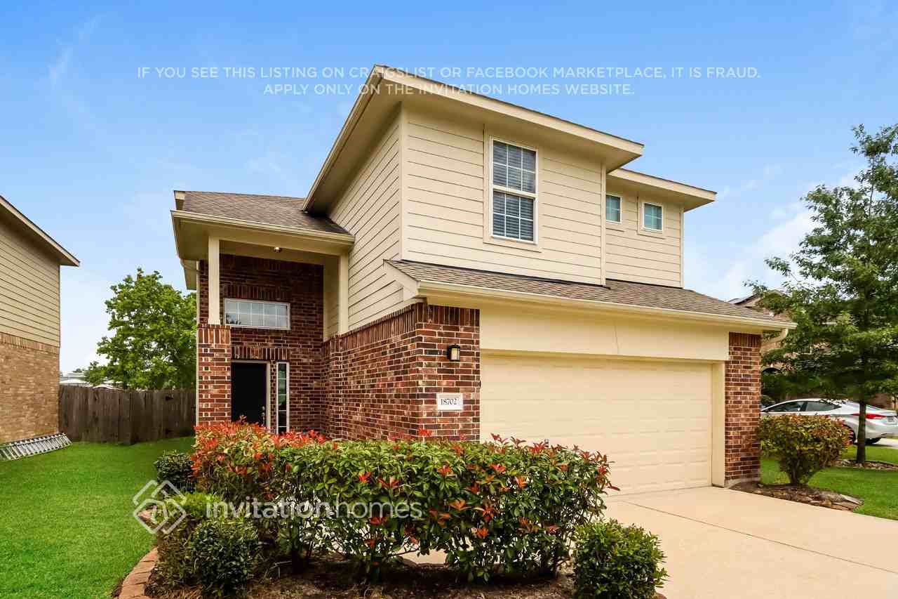 18702 Walden Glen Cir - Photo 2 of 16