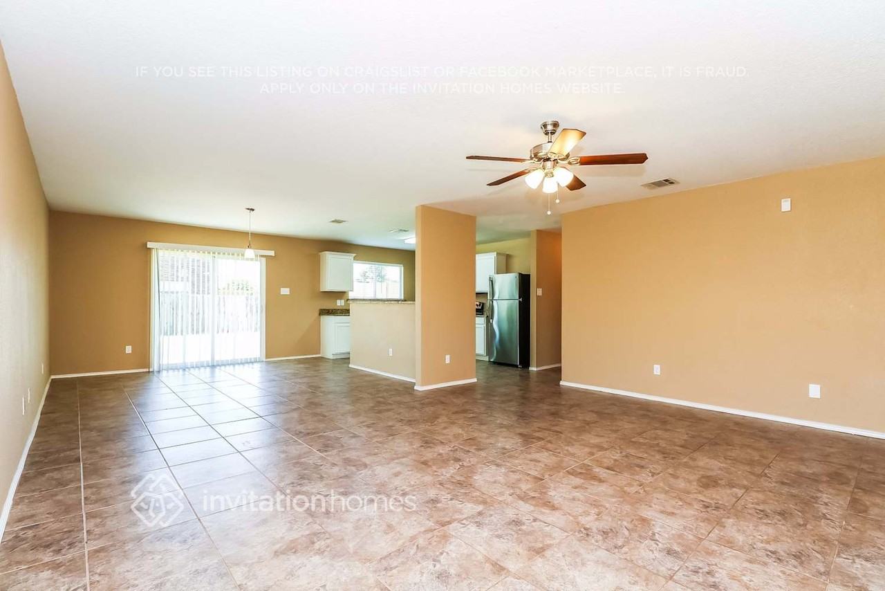 8115 Colwick Ln - Photo 5 of 25