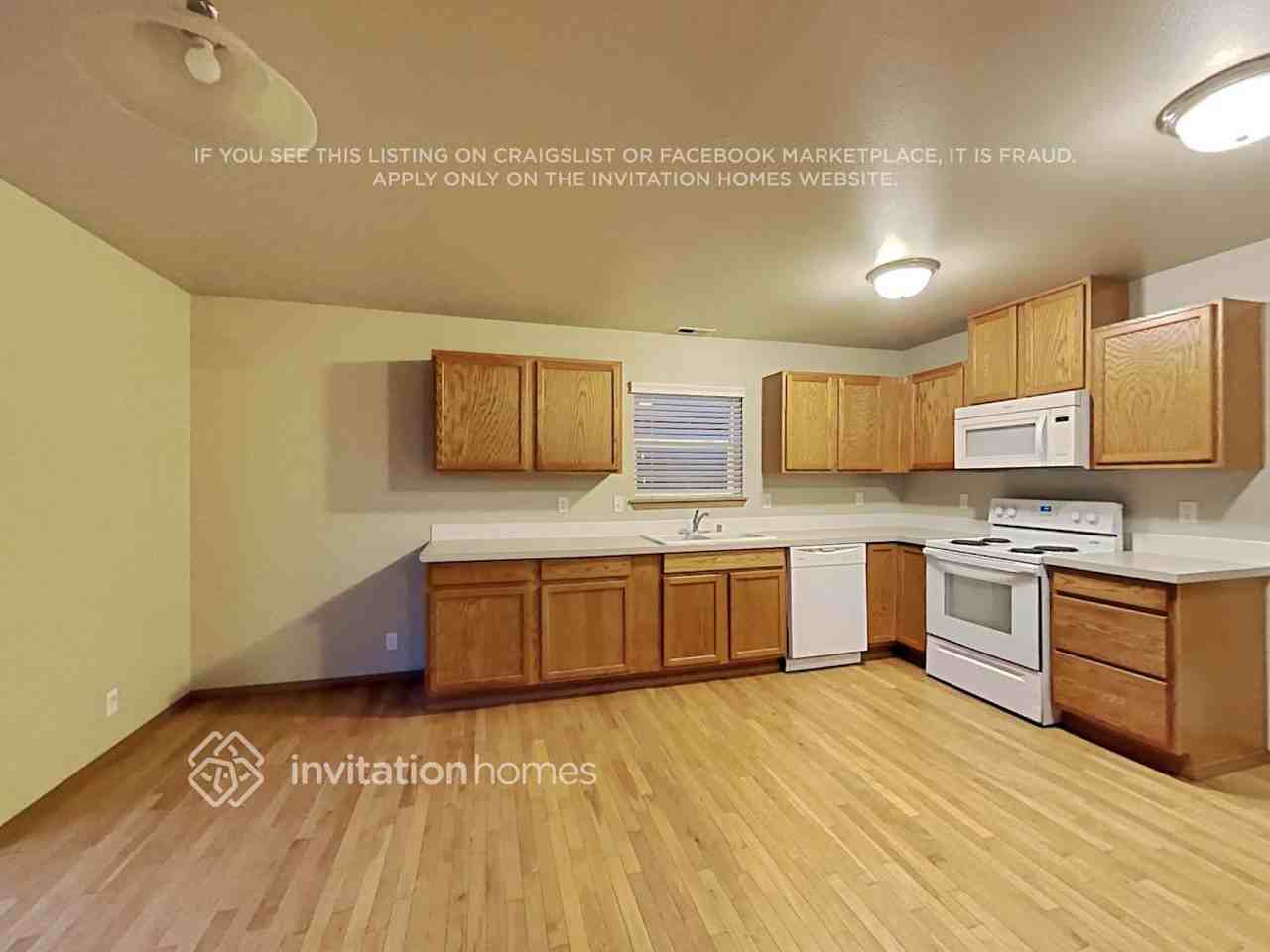 1615 203rd Street Ct E - Photo 6 of 22
