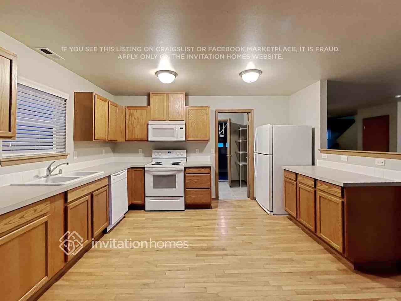 1615 203rd Street Ct E - Photo 7 of 22