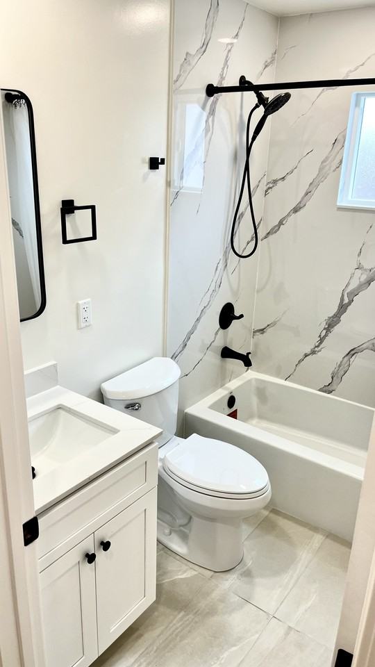 2215 Amethyst Dr #1 - Photo 6 of 17
