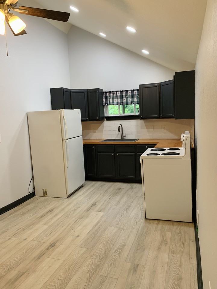 1511 W 1st St #ADU - Photo 2 of 18