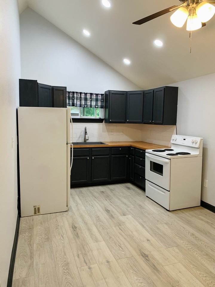 1511 W 1st St #ADU - Photo 4 of 18