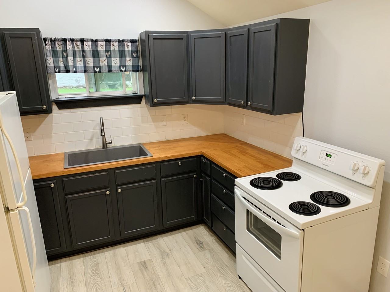 1511 W 1st St #ADU - Photo 6 of 18
