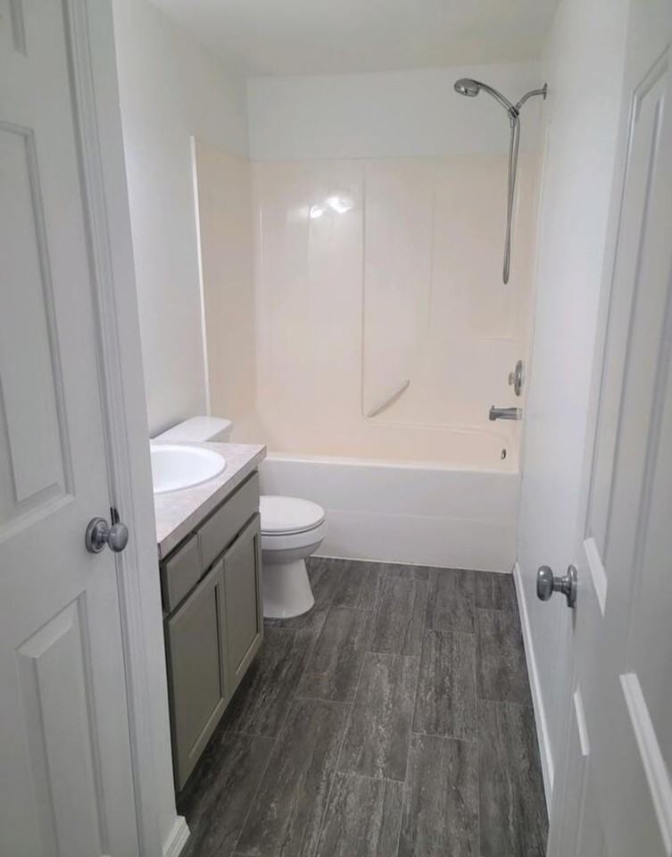 KE10-2- 4963 Selway Street Northeast Salem, OR 97305 #1 - Photo 5 of 8