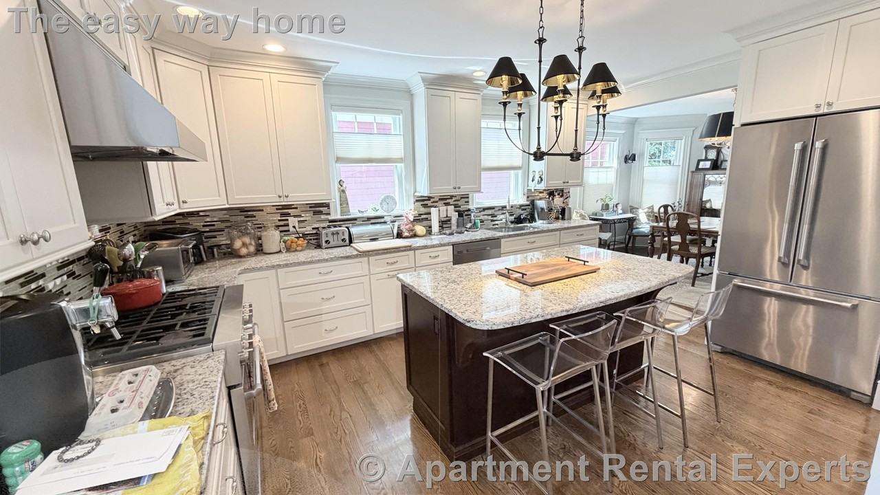 145 Larch Rd #1