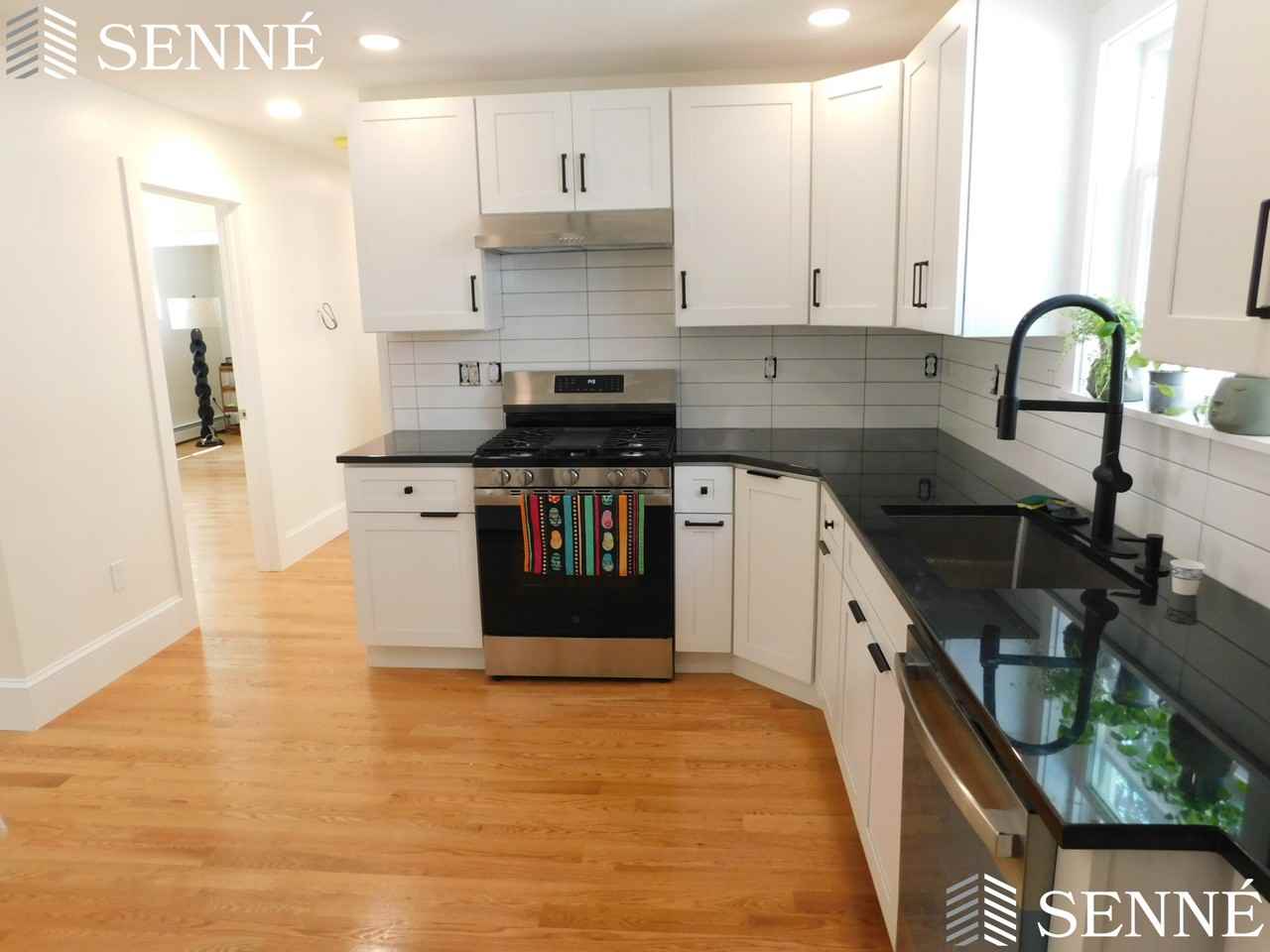 30 Corinthian Rd - Photo 2 of 9