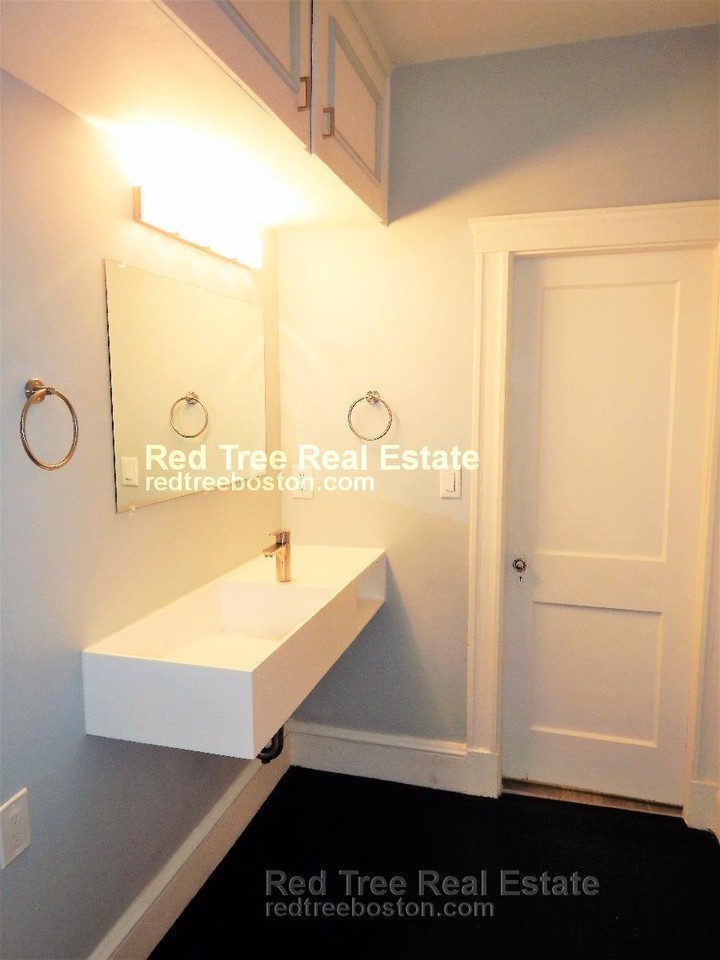 93 Chester St #S1 - Photo 5 of 7