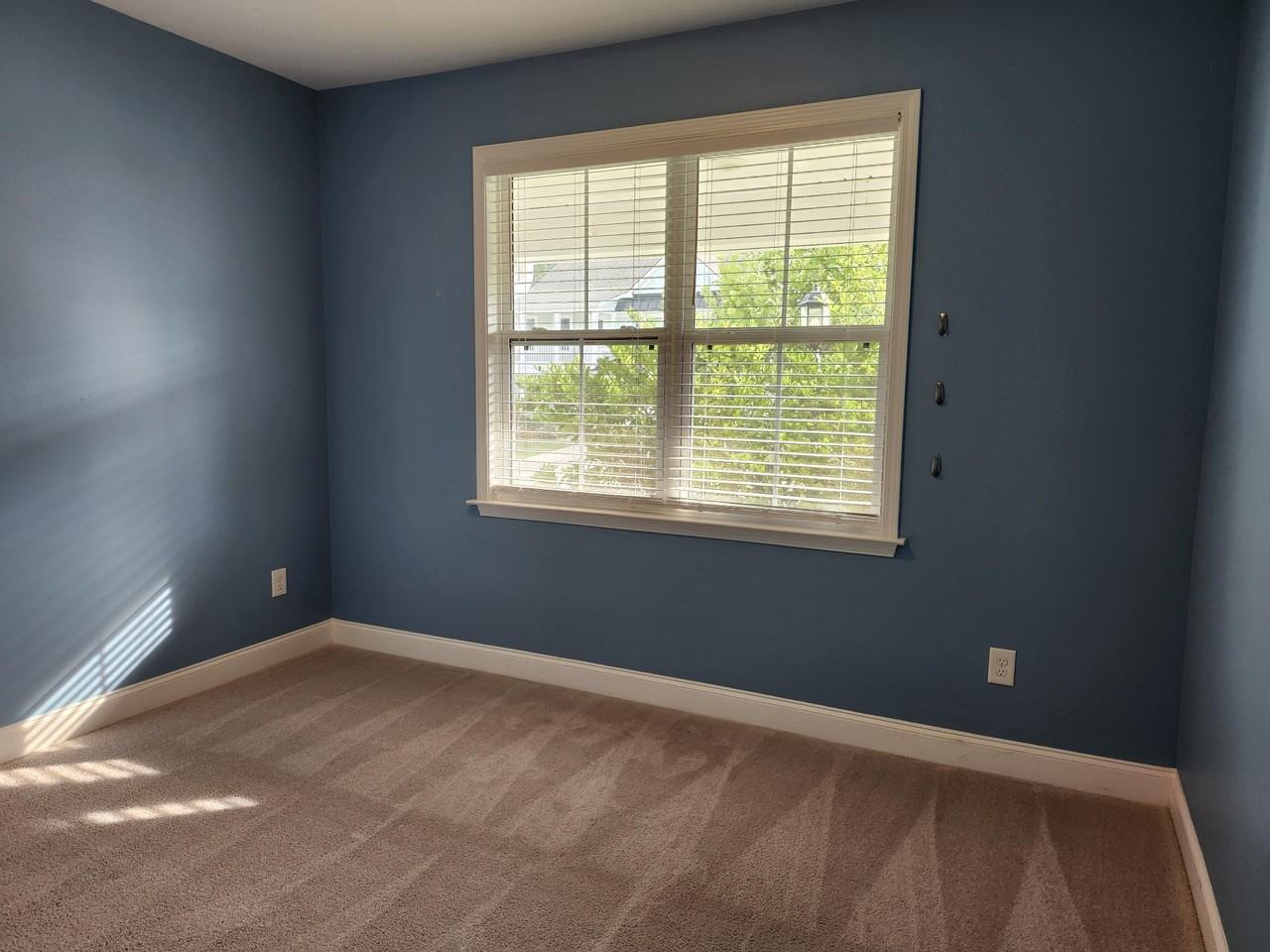 8 Bucklick Creek Ct #1 - Photo 3 of 27