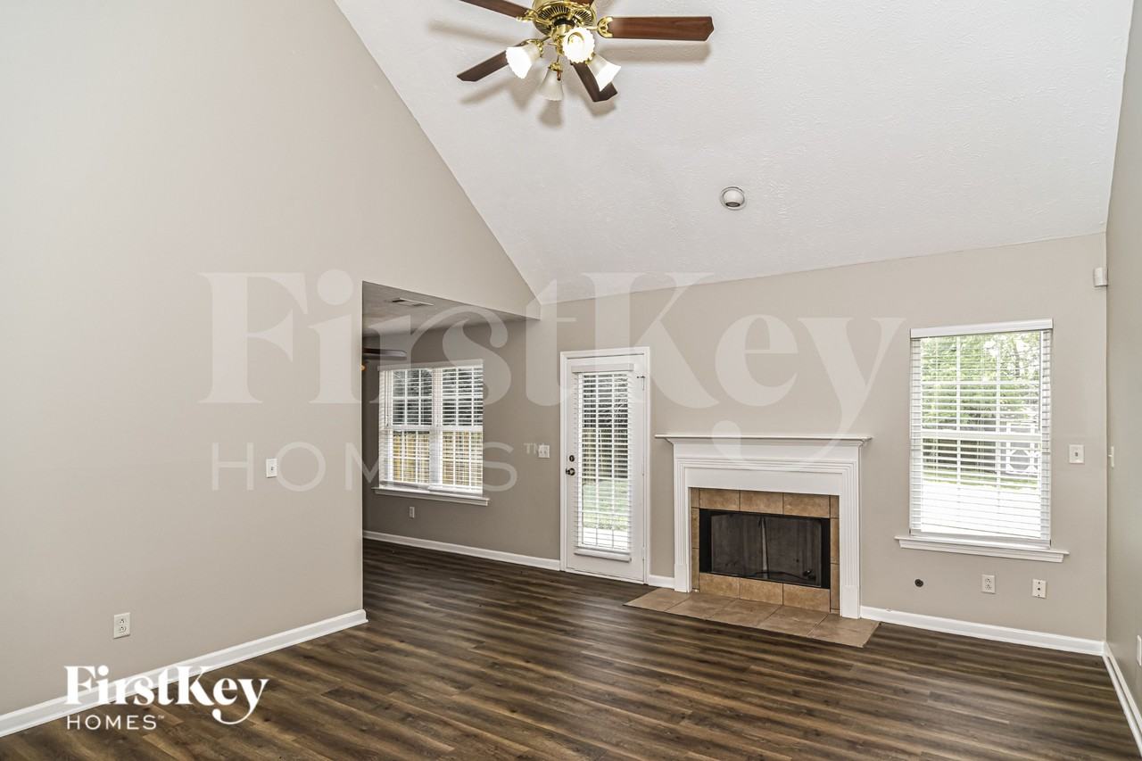 5048 Singing Hills Dr - Photo 2 of 19