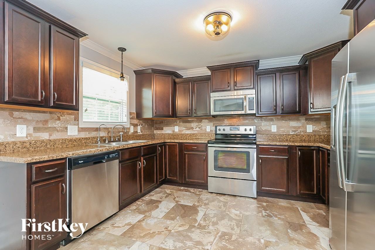 700 Swift Fox Dr - Photo 6 of 15