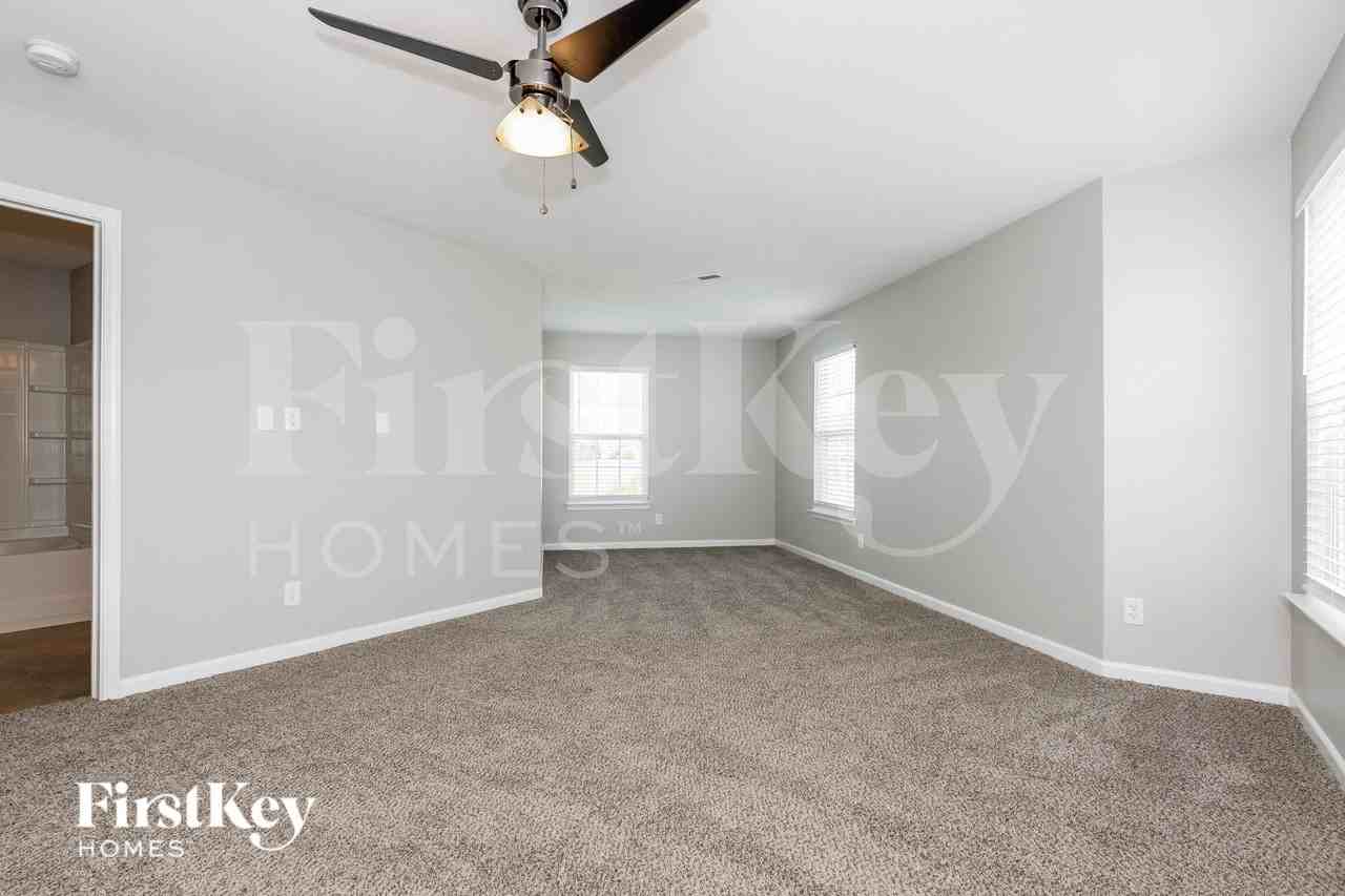 332 Zander Woods Ct - Photo 7 of 14