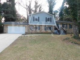 featured image of 455 Chanterelle Dr