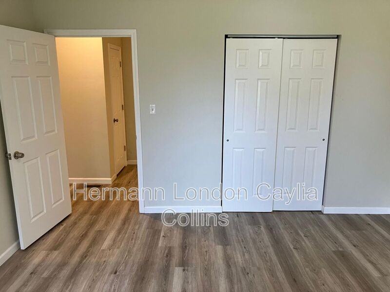 3215 Nebraska Ave #1F - Photo 5 of 15