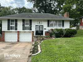 featured image of 15403 E 43rd Ter S