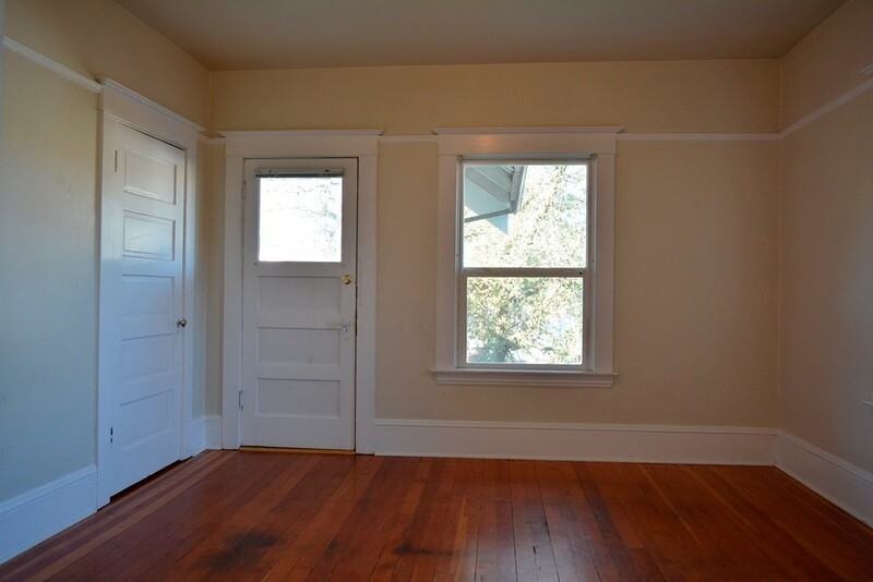 3956 N Albina Ave - Photo 2 of 20