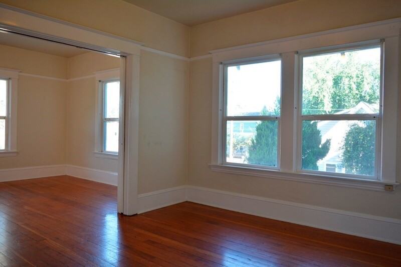 3956 N Albina Ave - Photo 3 of 20