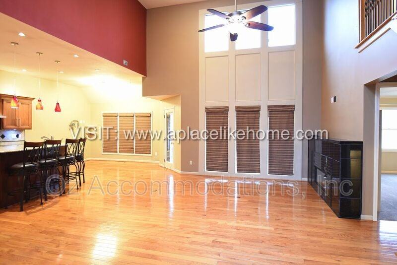 1140 Sw Huntington Dr - Photo 3 of 41