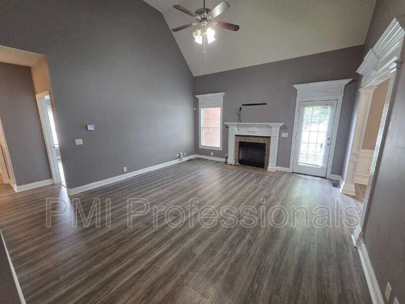 3606 Geneva Dr - Photo 2 of 20