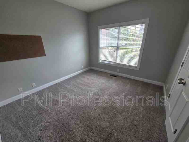 3606 Geneva Dr - Photo 7 of 20