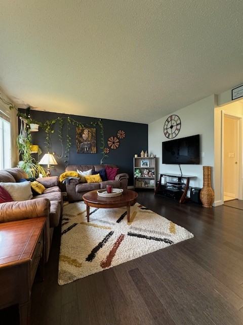 177 - 135 Ashworth Crescent, Saskatoon Approx. 1,152 sq. ft. Townhome | 3 Bedrooms | 1.5 Bathrooms - Photo 3 of 21
