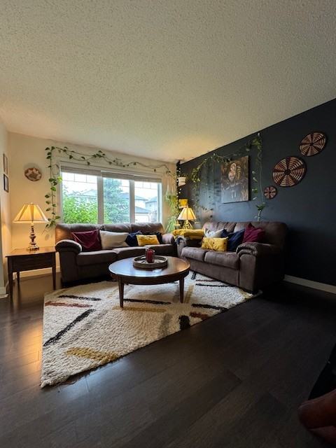 177 - 135 Ashworth Crescent, Saskatoon Approx. 1,152 sq. ft. Townhome | 3 Bedrooms | 1.5 Bathrooms - Photo 4 of 21