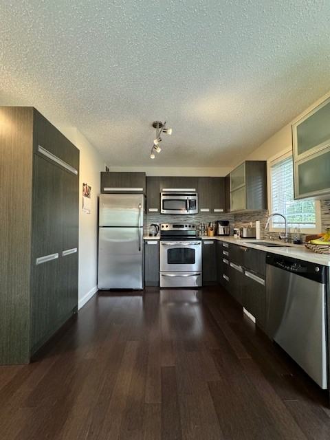 177 - 135 Ashworth Crescent, Saskatoon Approx. 1,152 sq. ft. Townhome | 3 Bedrooms | 1.5 Bathrooms - Photo 7 of 21
